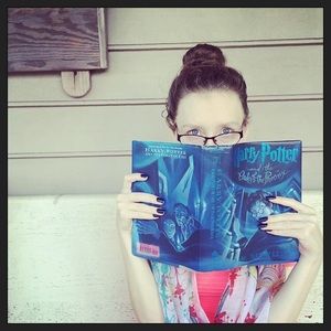 Meet your Posher, Emma